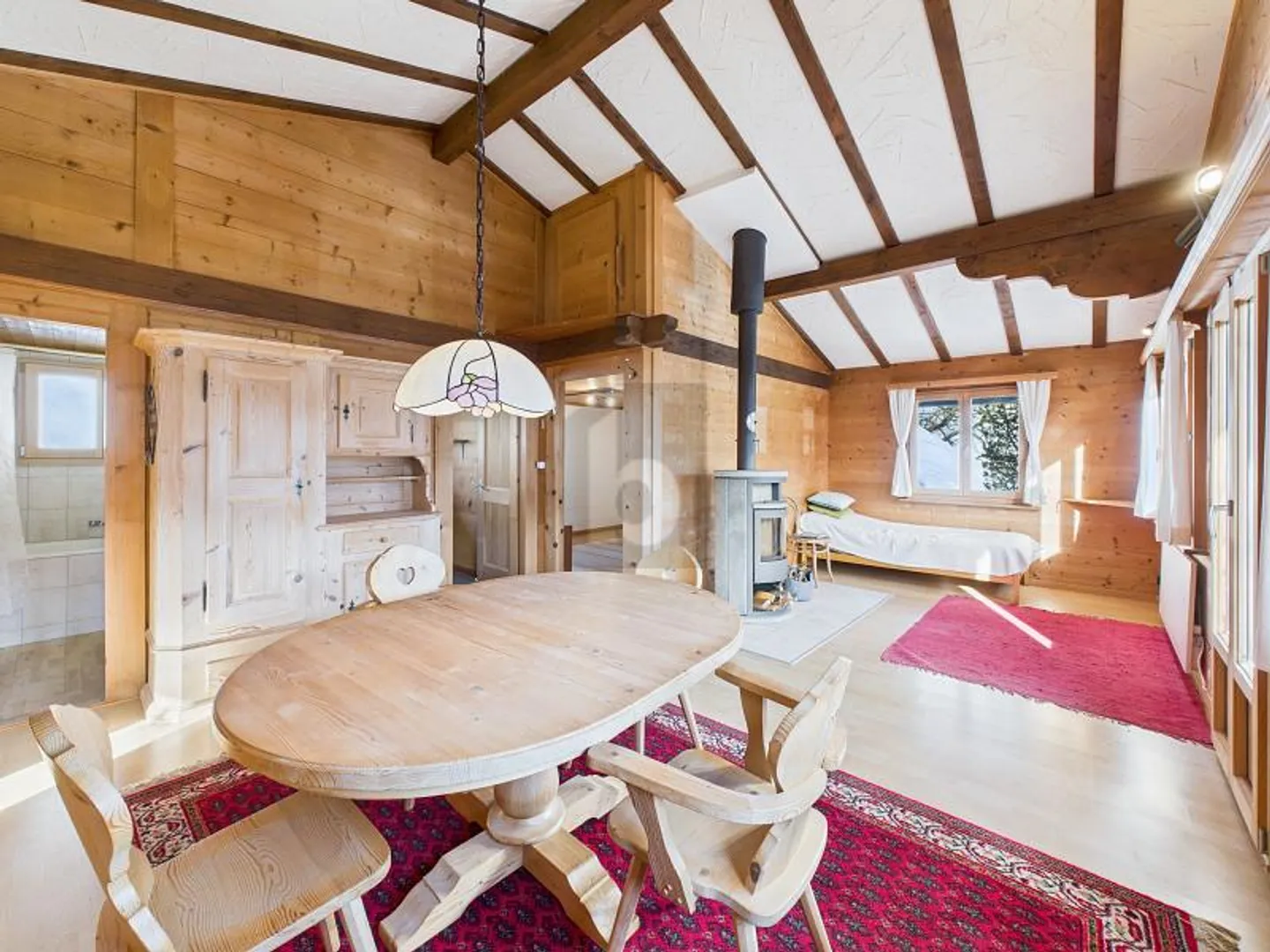 Chalet with Stunning Mountain Views - Photo 3 of 6