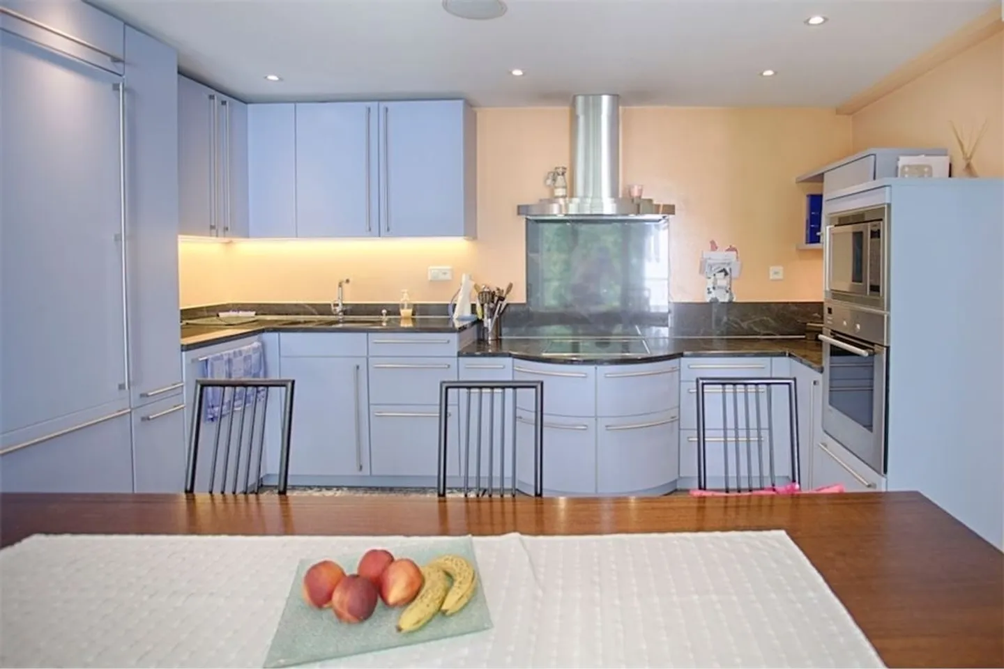 Elegant single-family villa with 7 bedrooms and pool in a panoramic area - Photo 6 of 10