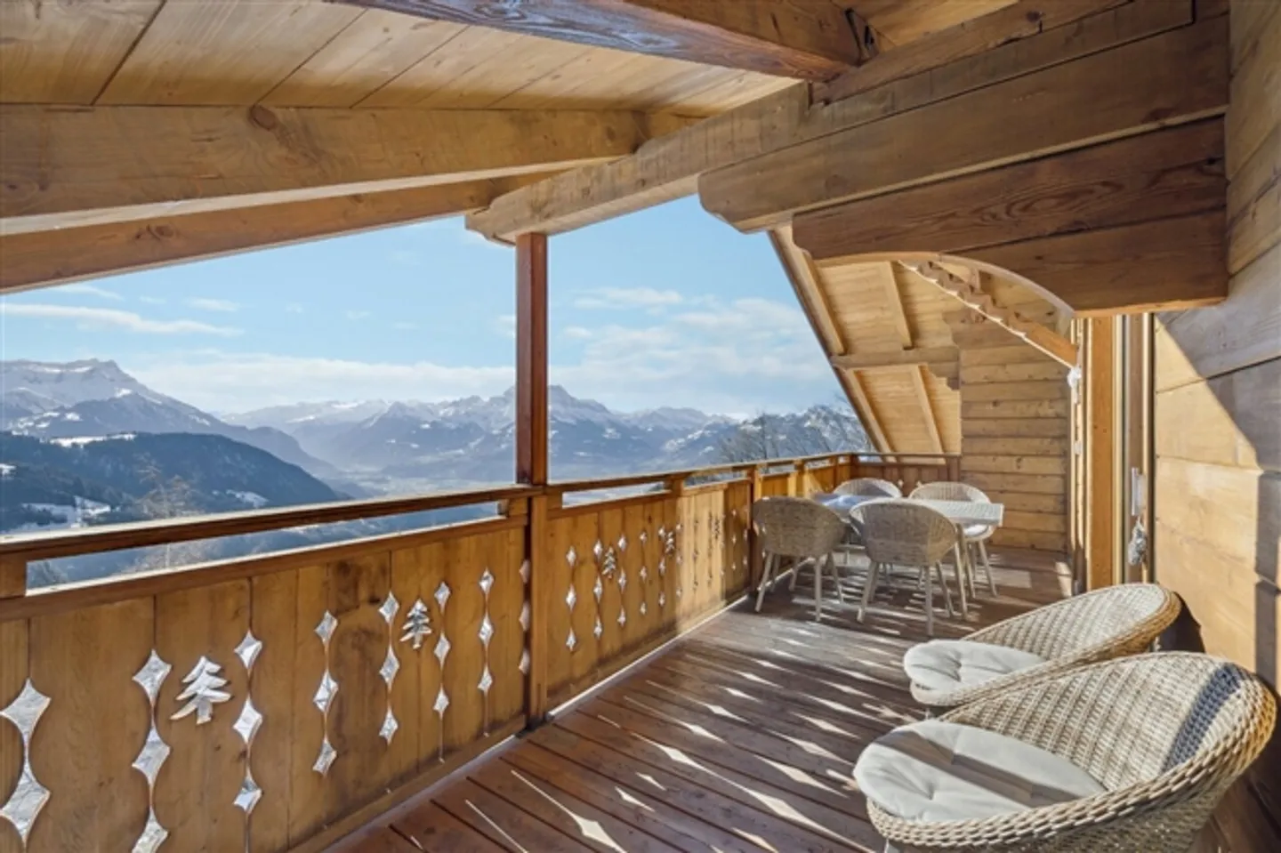 Prächtiges renoviertes Penthouse - Foto 9 von 19