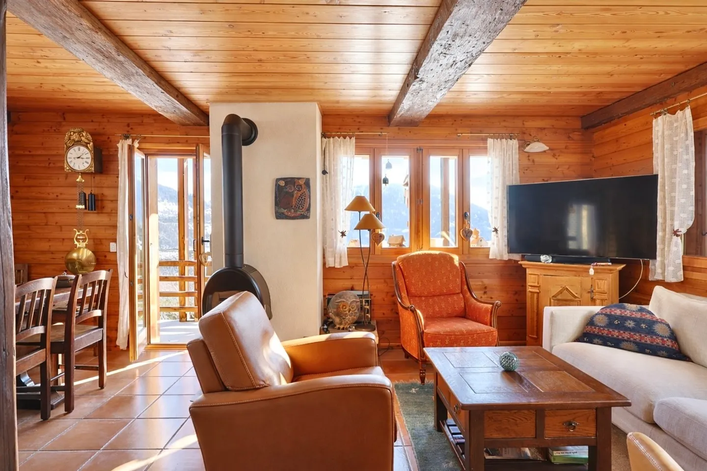 Charmant Chalet Suisse - Photo 2 sur 13