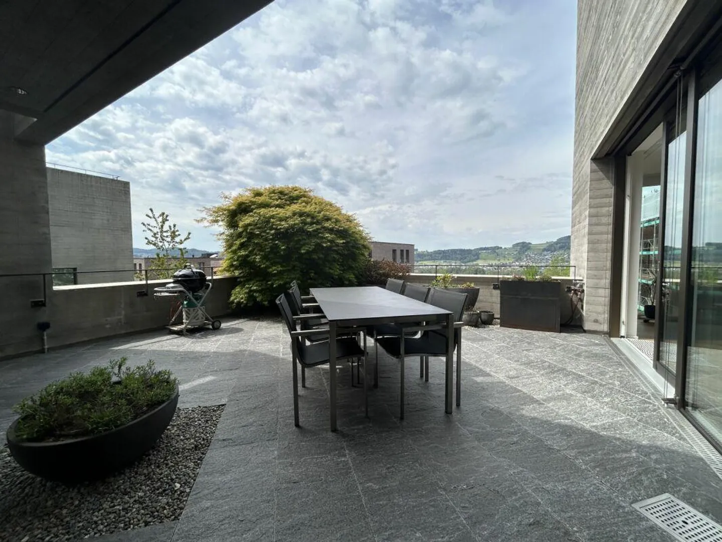Maison de designer dans un emplacement exclusif en pente avec vue panoramique - Photo 5 sur 10