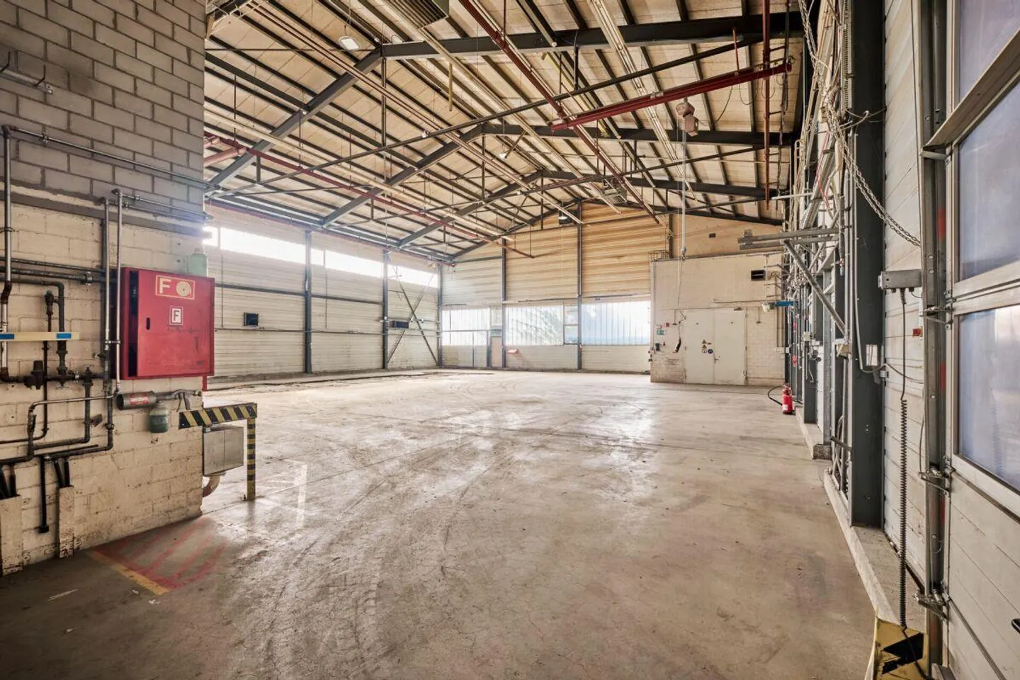 Commercial and Storage Building GB7 - Photo 2 of 10