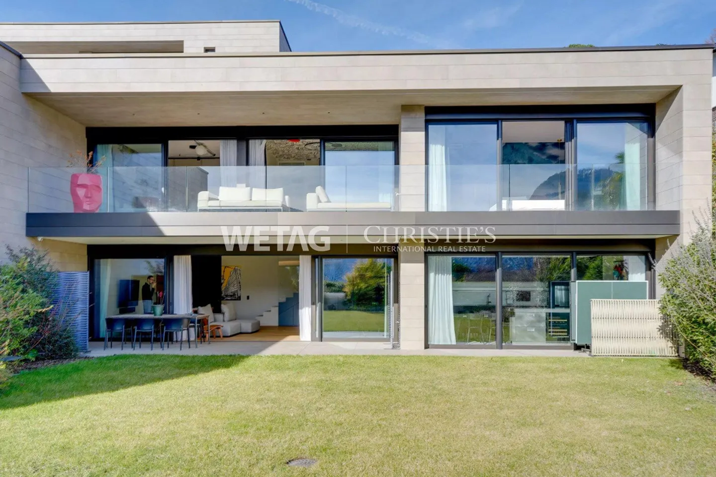 Moderno appartamento duplex di recente costruzione con grande giardino privato in affitto a Lugano-Savosa - Foto 1 di 13