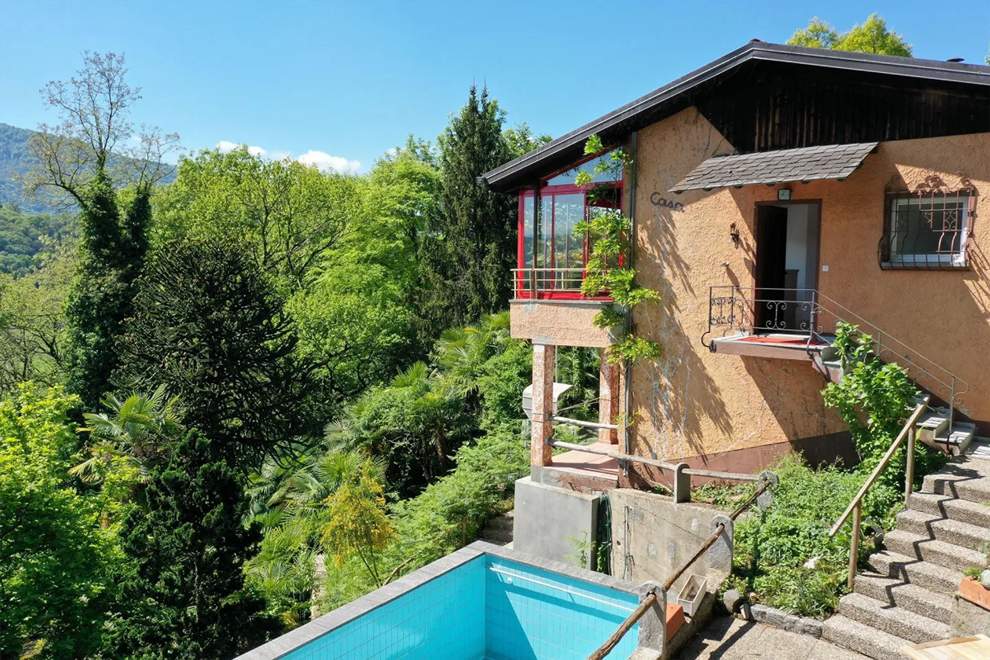 Maison individuelle + grand pavillon d'invités avec piscine et belle vue - Photo 4 sur 28