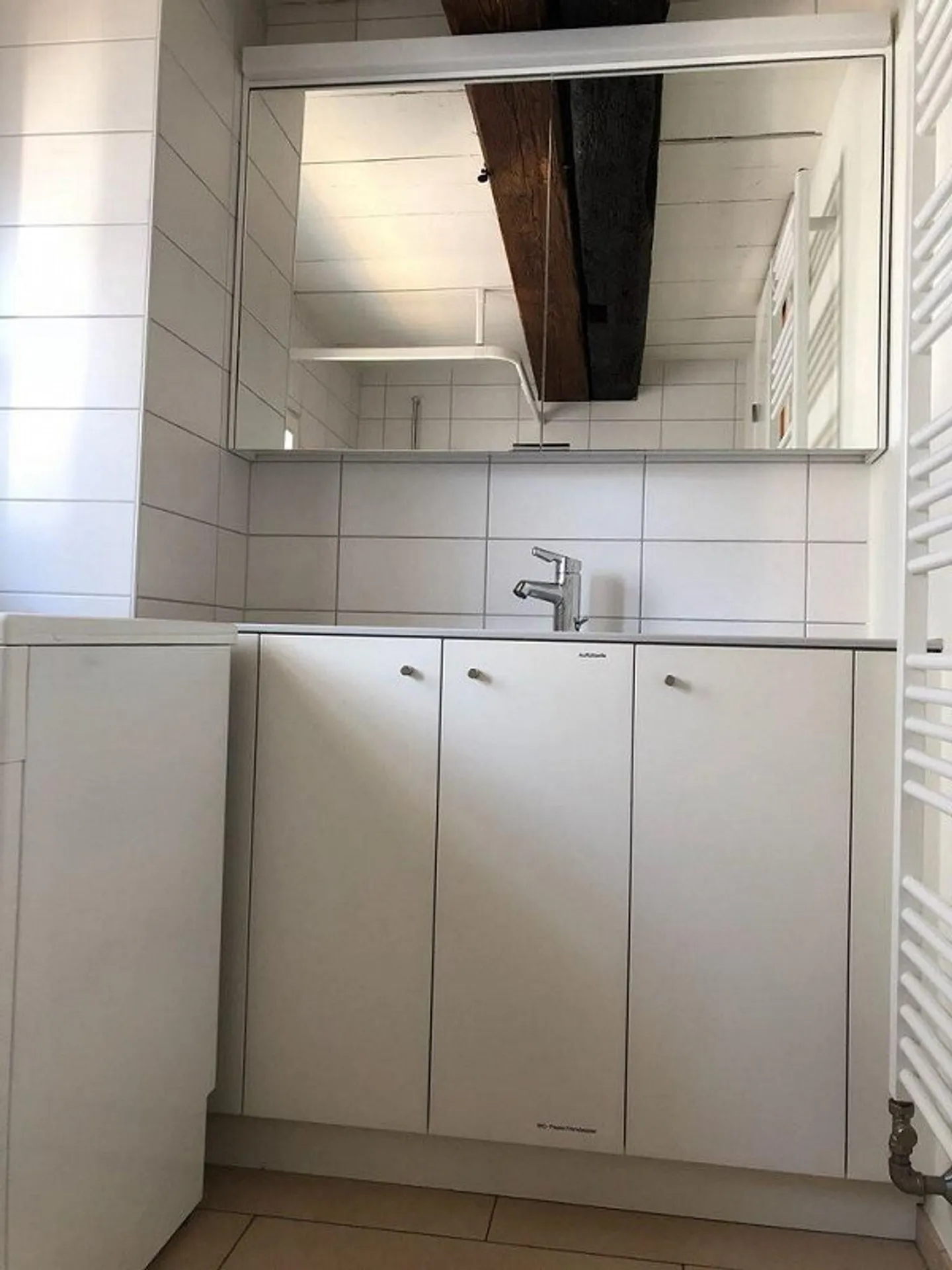 Living in the old farmhouse - Photo 11 of 12