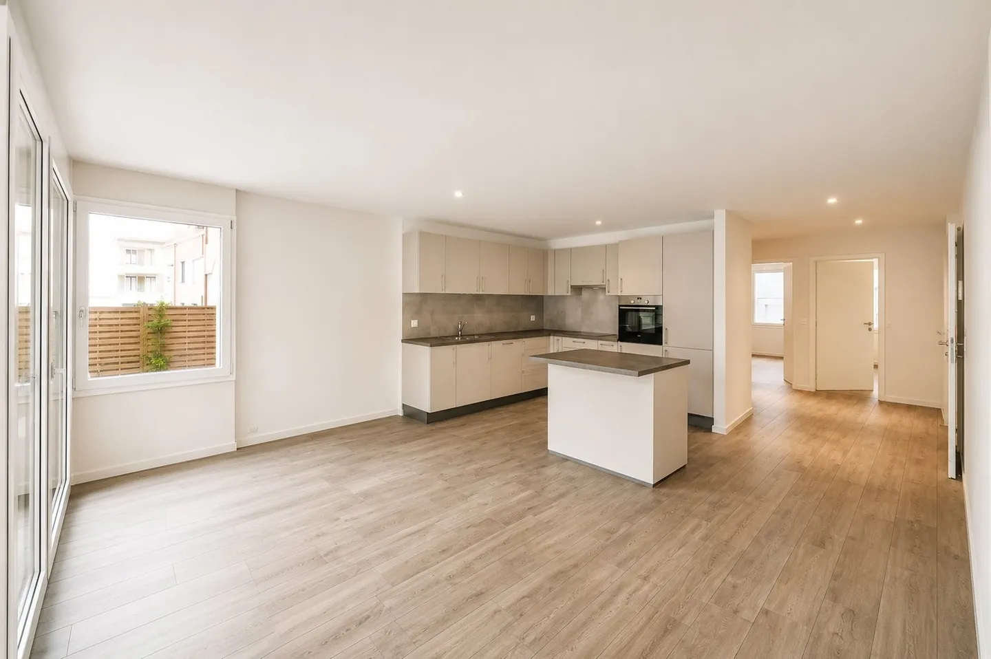 4,5-Zimmer-Wohnung im Erdgeschoss - Foto 2 von 8