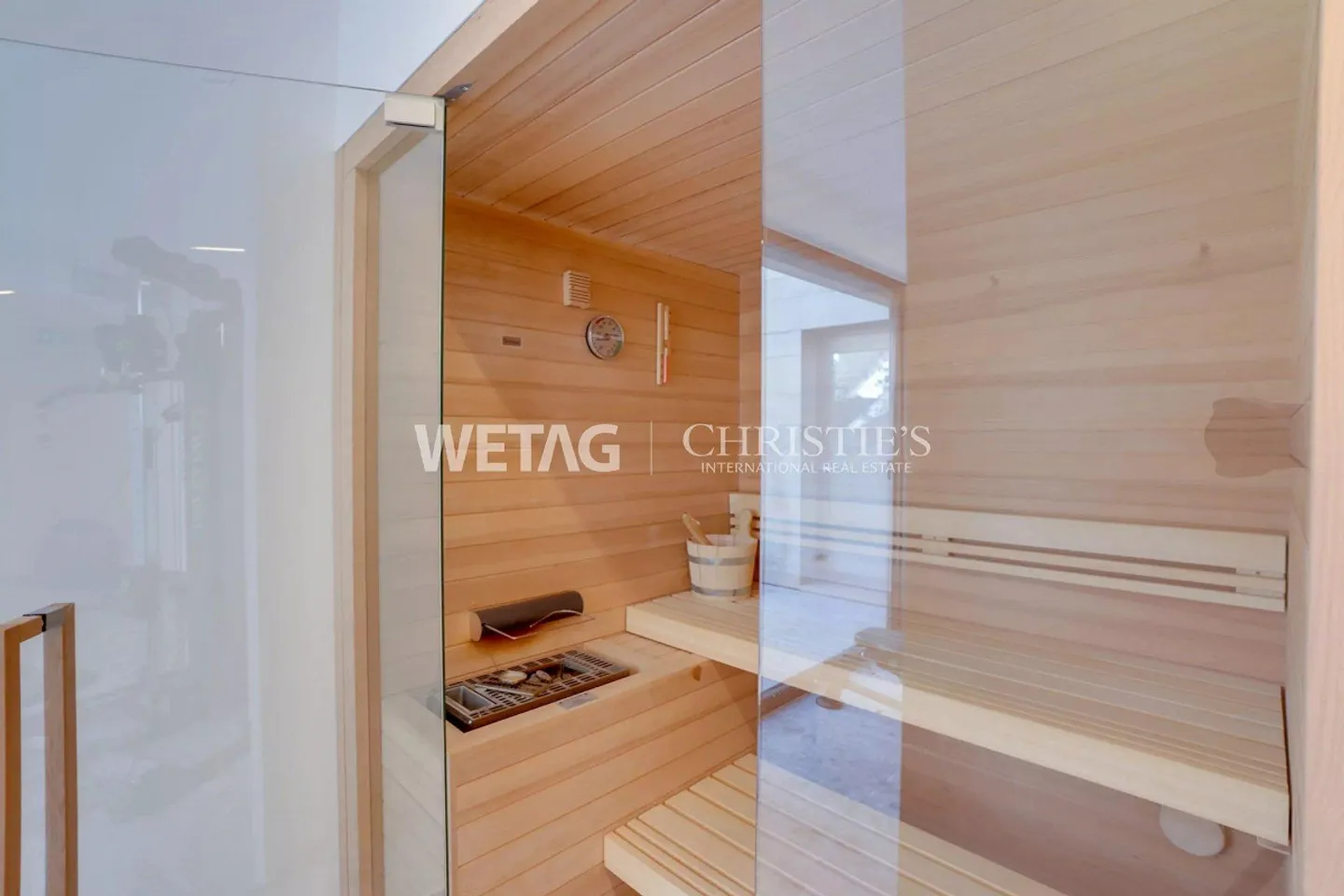 Moderno appartamento duplex di recente costruzione con grande giardino privato in affitto a Lugano-Savosa - Foto 13 di 13