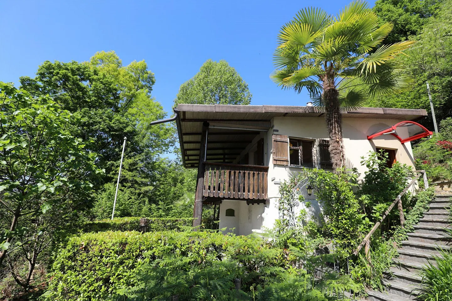 Maison individuelle + grand pavillon d'invités avec piscine et belle vue - Photo 9 sur 28
