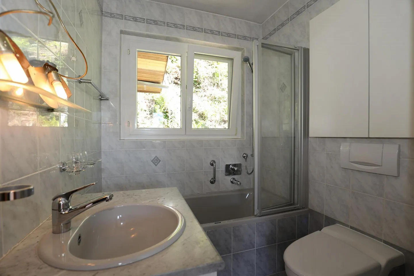 Maison individuelle + grand pavillon d'invités avec piscine et belle vue - Photo 19 sur 28