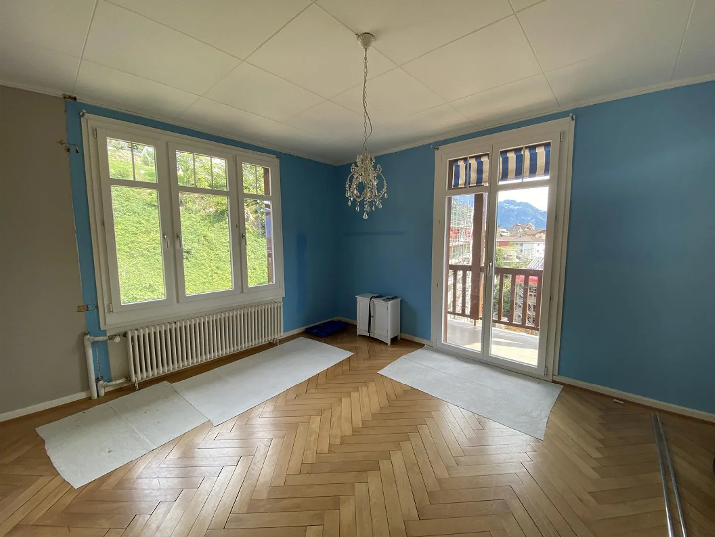 Appartement de 4,5 pièces pour les amoureux (115 m2) avec panorama sur le lac et la montagne - Photo 8 sur 18