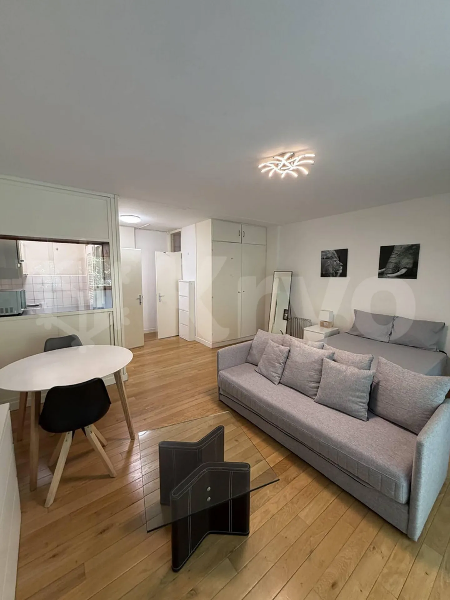 Appartement Charmant avec Balcon - Photo 1 sur 3