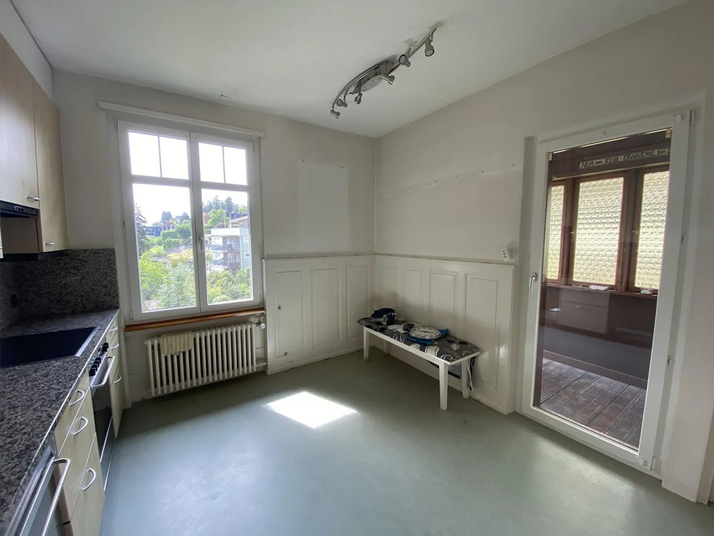 Appartement de 4,5 pièces pour les amoureux (115 m2) avec panorama sur le lac et la montagne - Photo 16 sur 18