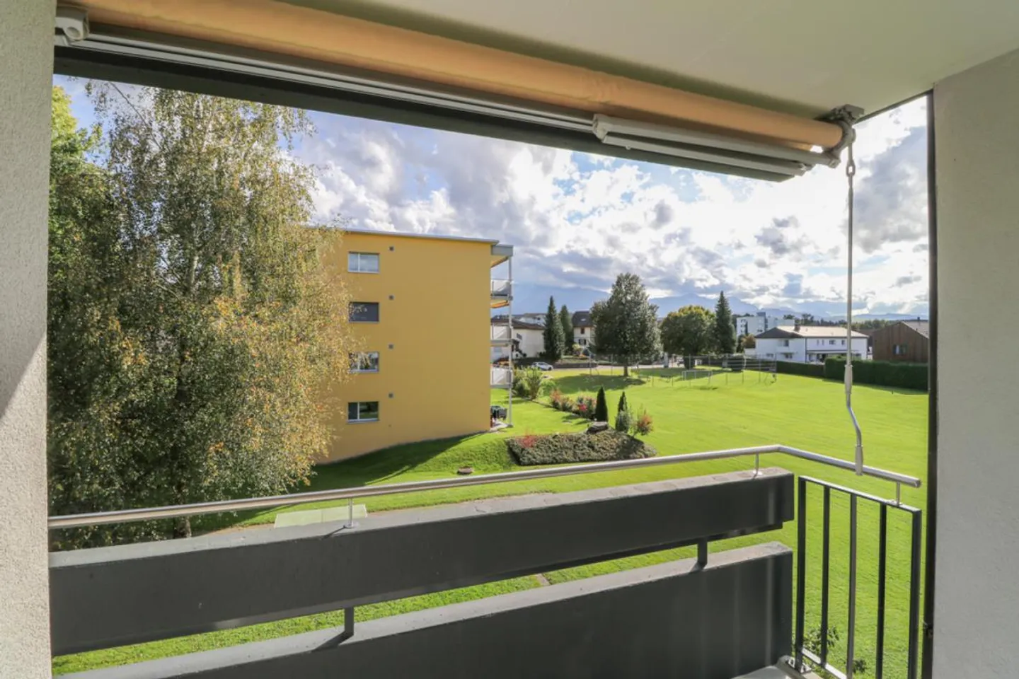 Appartement partiellement rénové et moderne dans le beau quartier de Kapf - Photo 9 sur 11