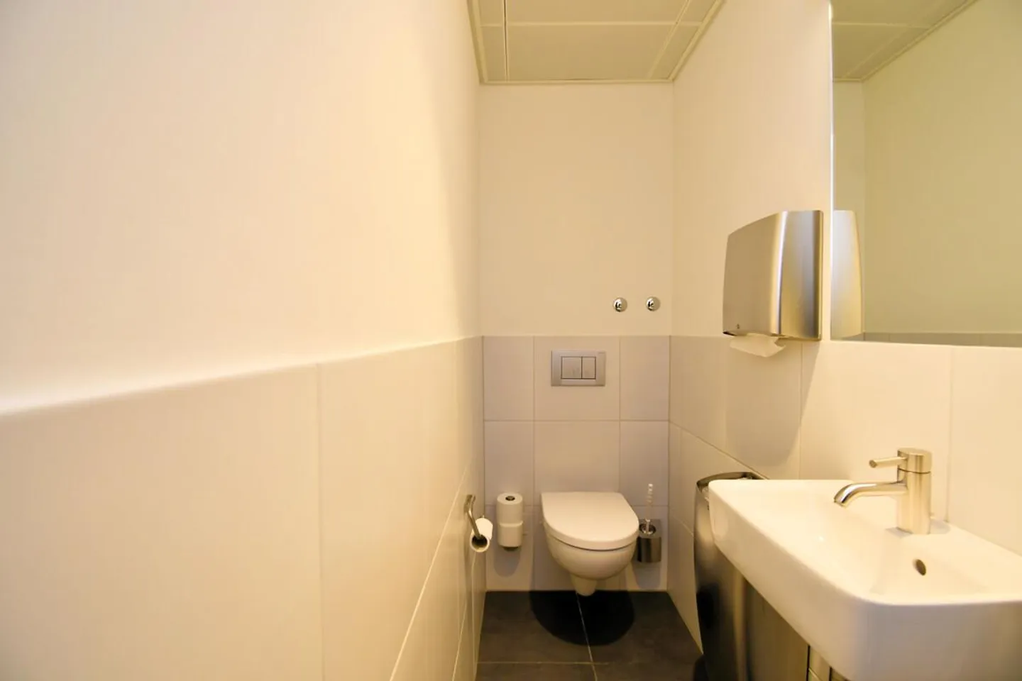 Bürofläche in Berns Spiegel - Foto 8 von 13