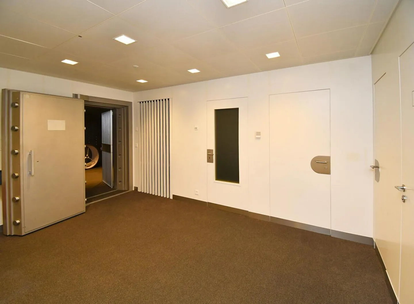 Bürofläche in Berns Spiegel - Foto 10 von 13