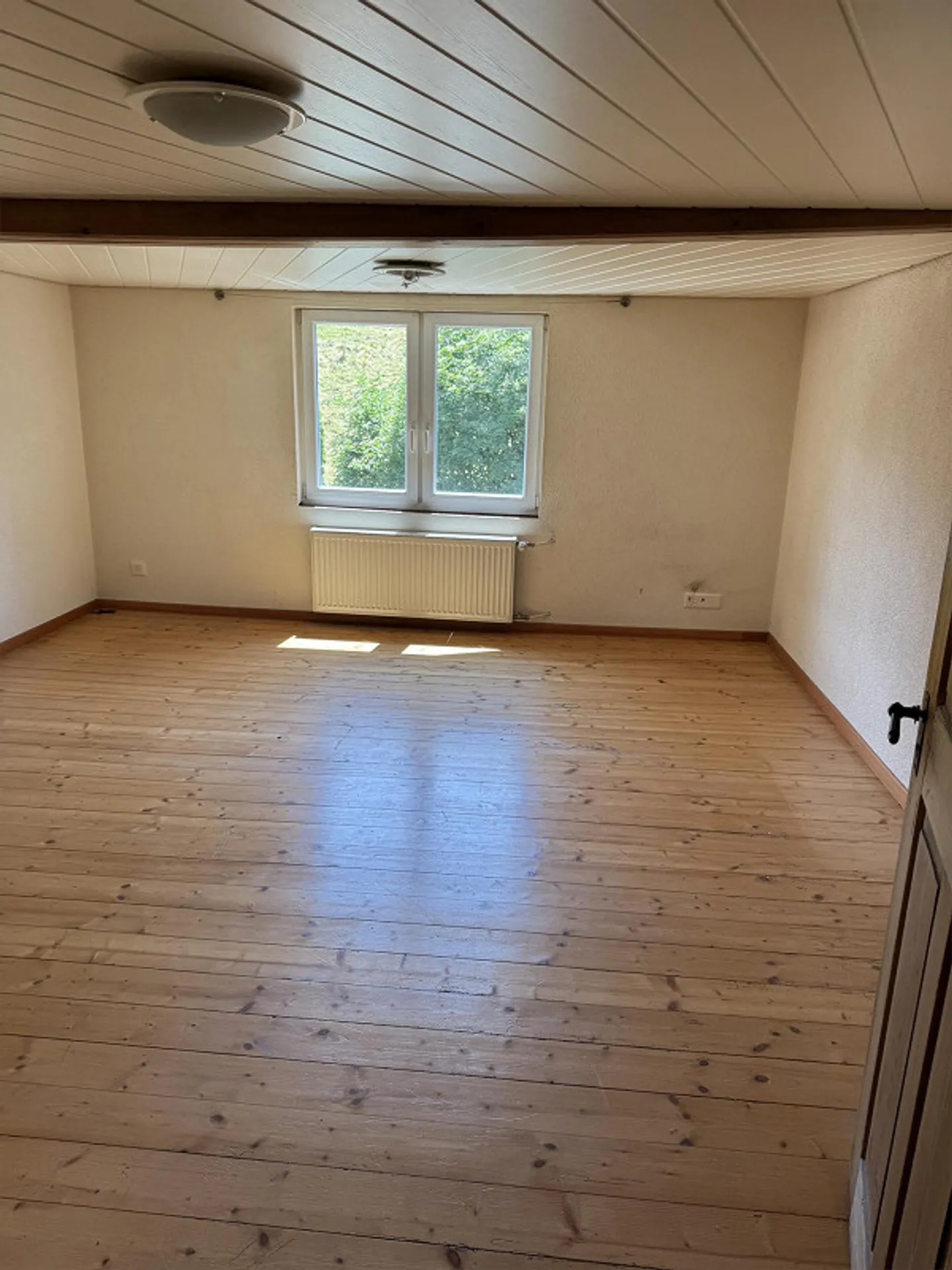 Parte di casa di 4,5 stanze in affitto - Foto 4 di 8
