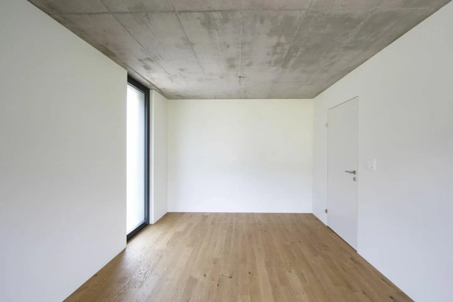 Modernes 3.5 Zimmerwohnung zu vermieten - Foto 2 von 7