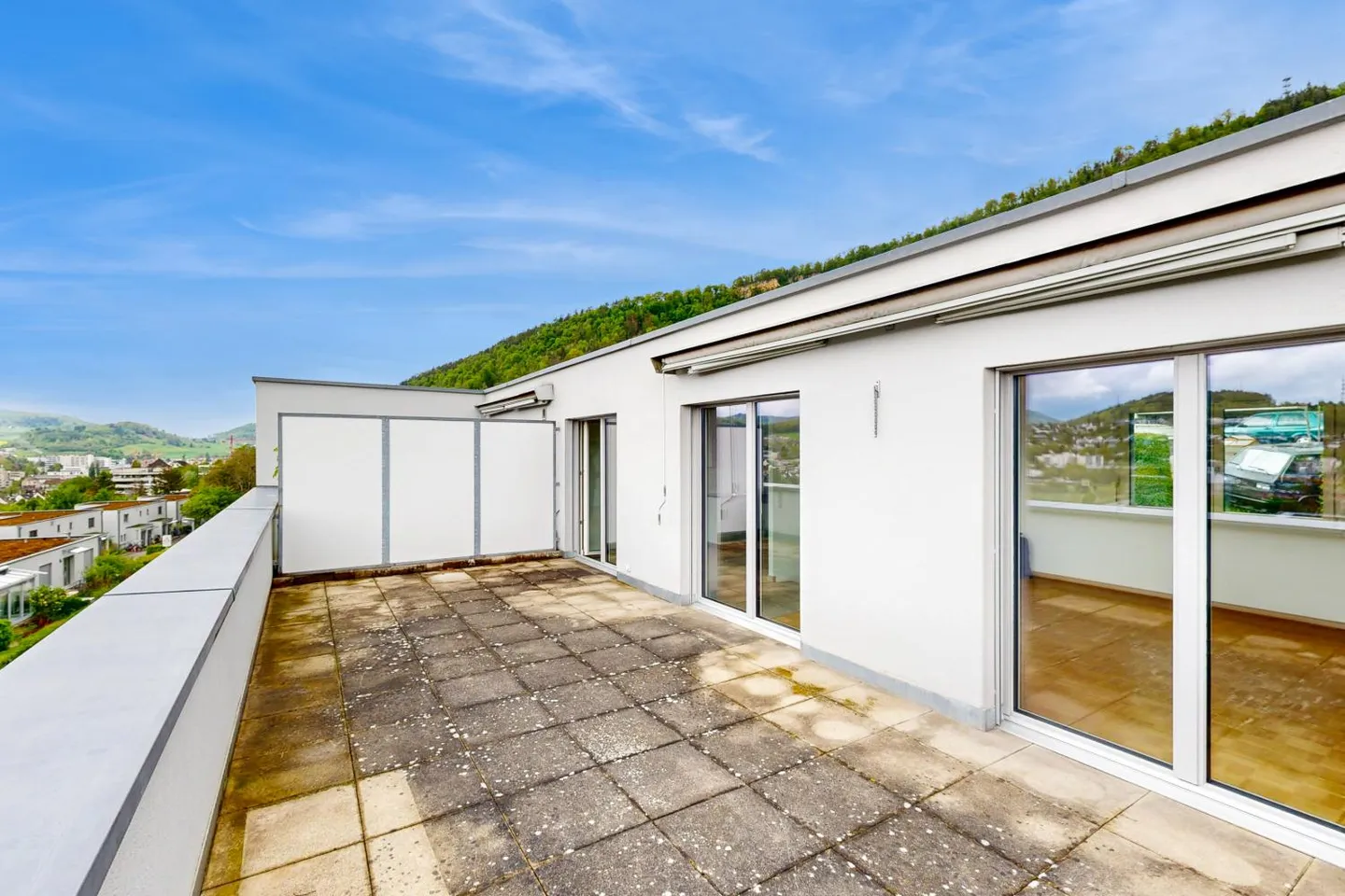 Charmante 2.5-Zimmer Wohnung - Foto 3 von 7