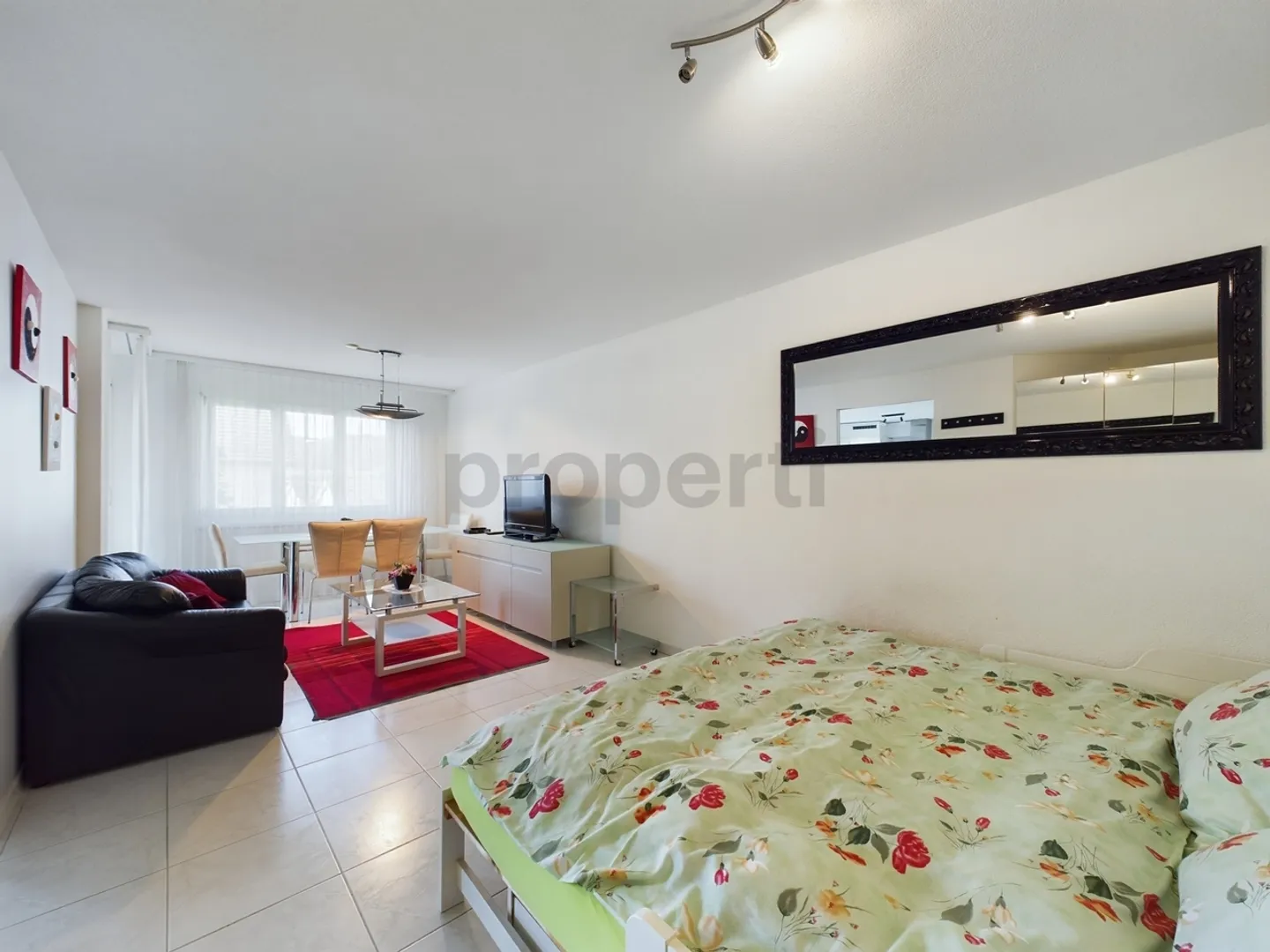 Excellent Furnished 2.5-Room Apartment in Buchs, Zurich - Photo 1 of 7