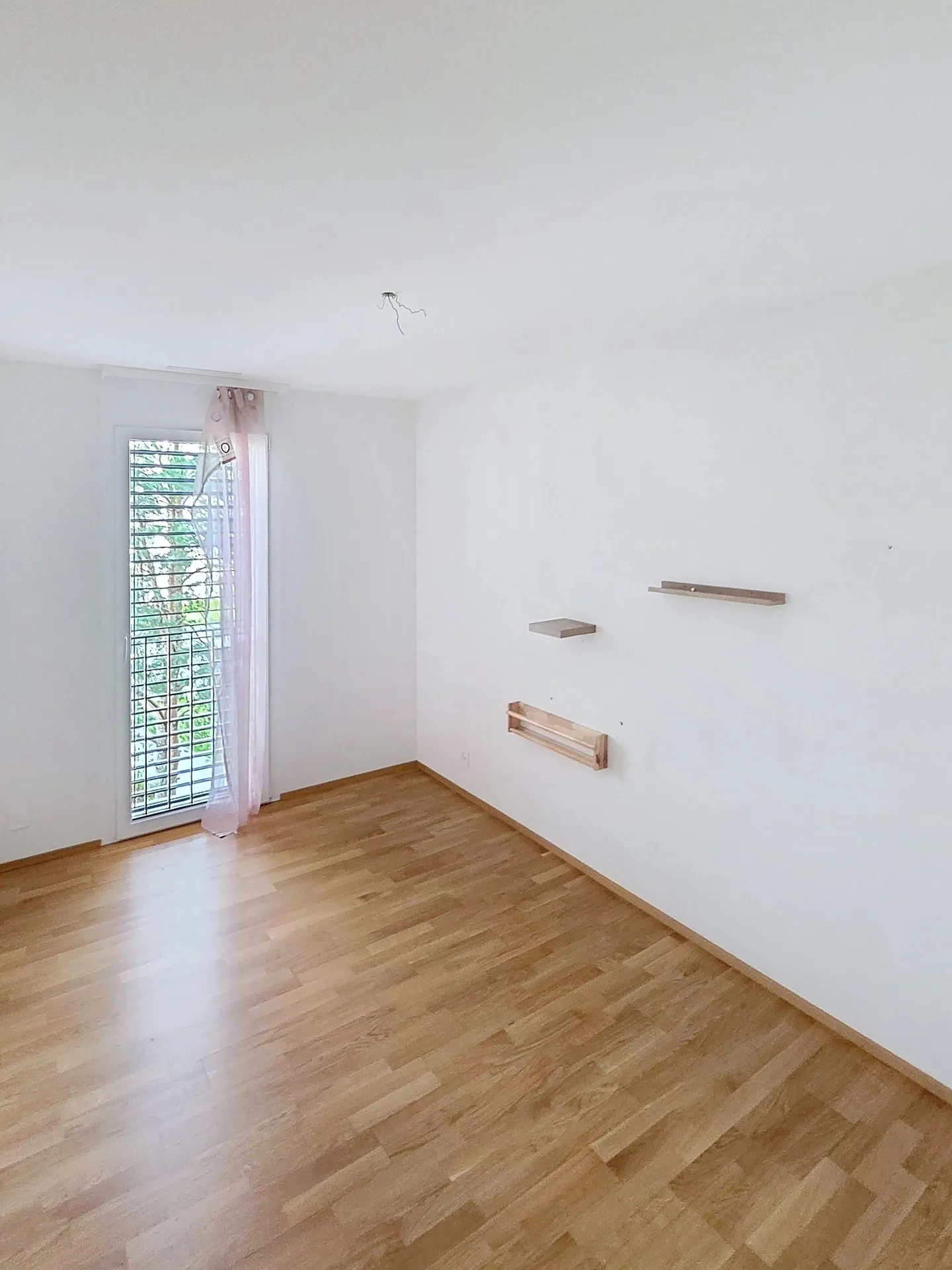 Wunderschöne 3,5-Zimmer-Wohnung in der Nähe des Stadtzentrums und nur wenige Schritte vom Bahnhof entfernt. - Foto 4 von 9