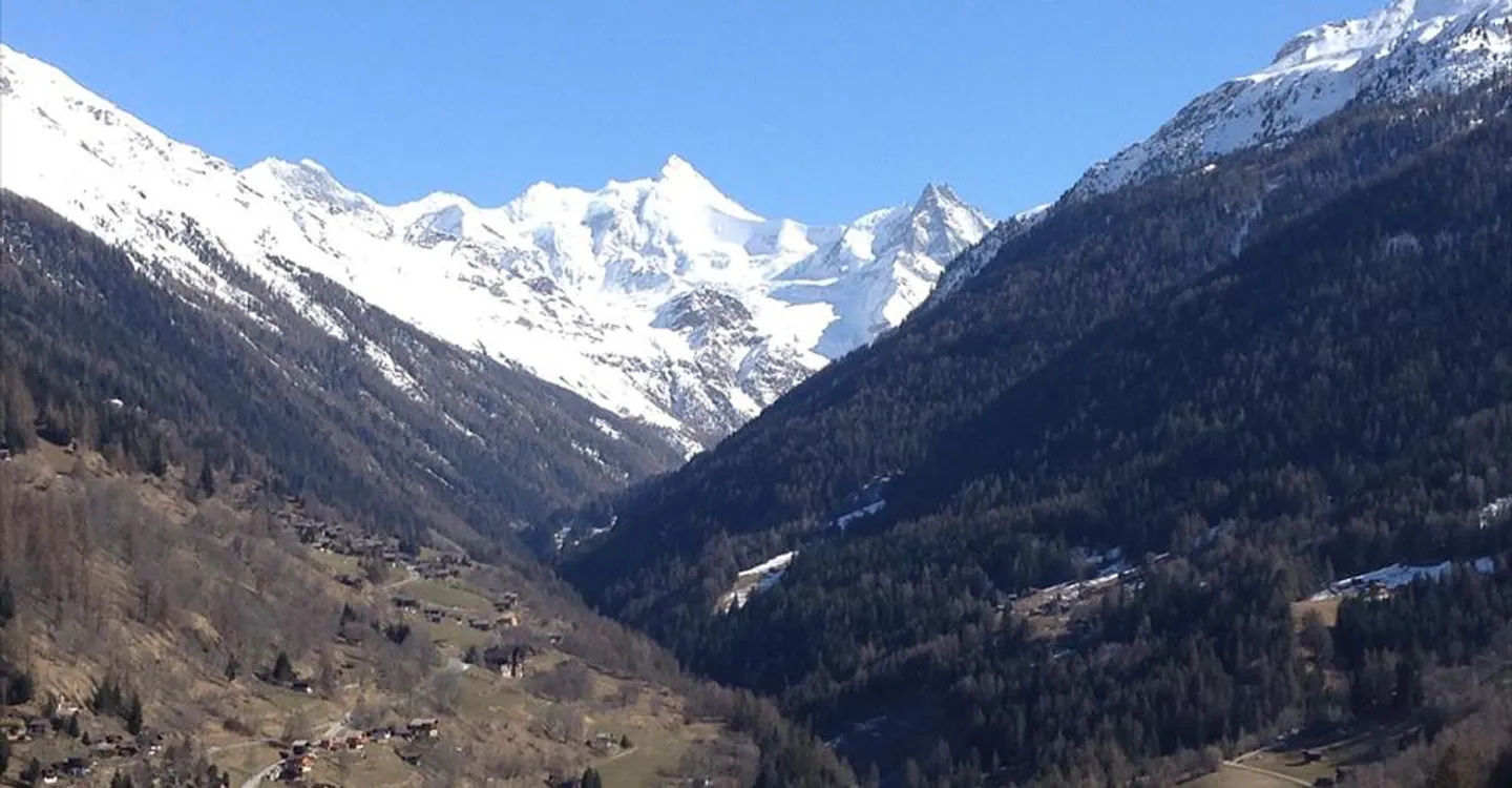 To be completely renovated, Traditional 7-room Chalet - Anniviers - Photo 7 of 20