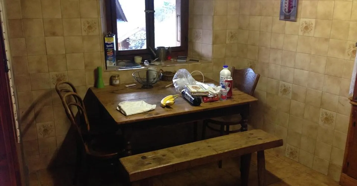 To be completely renovated, Traditional 7-room Chalet - Anniviers - Photo 10 of 20