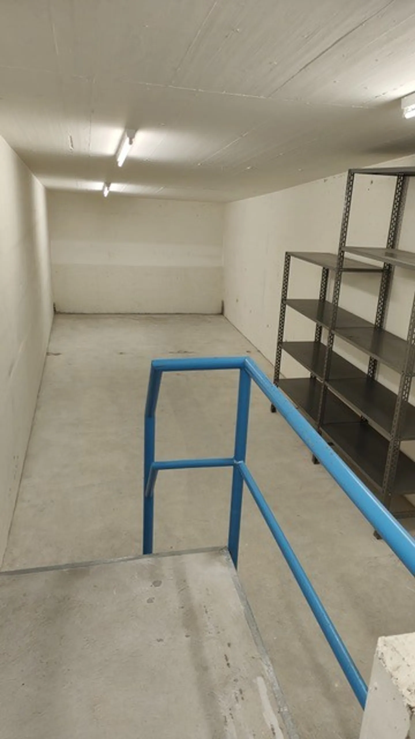 Magazzino nella migliore posizione! - Foto 2 di 3