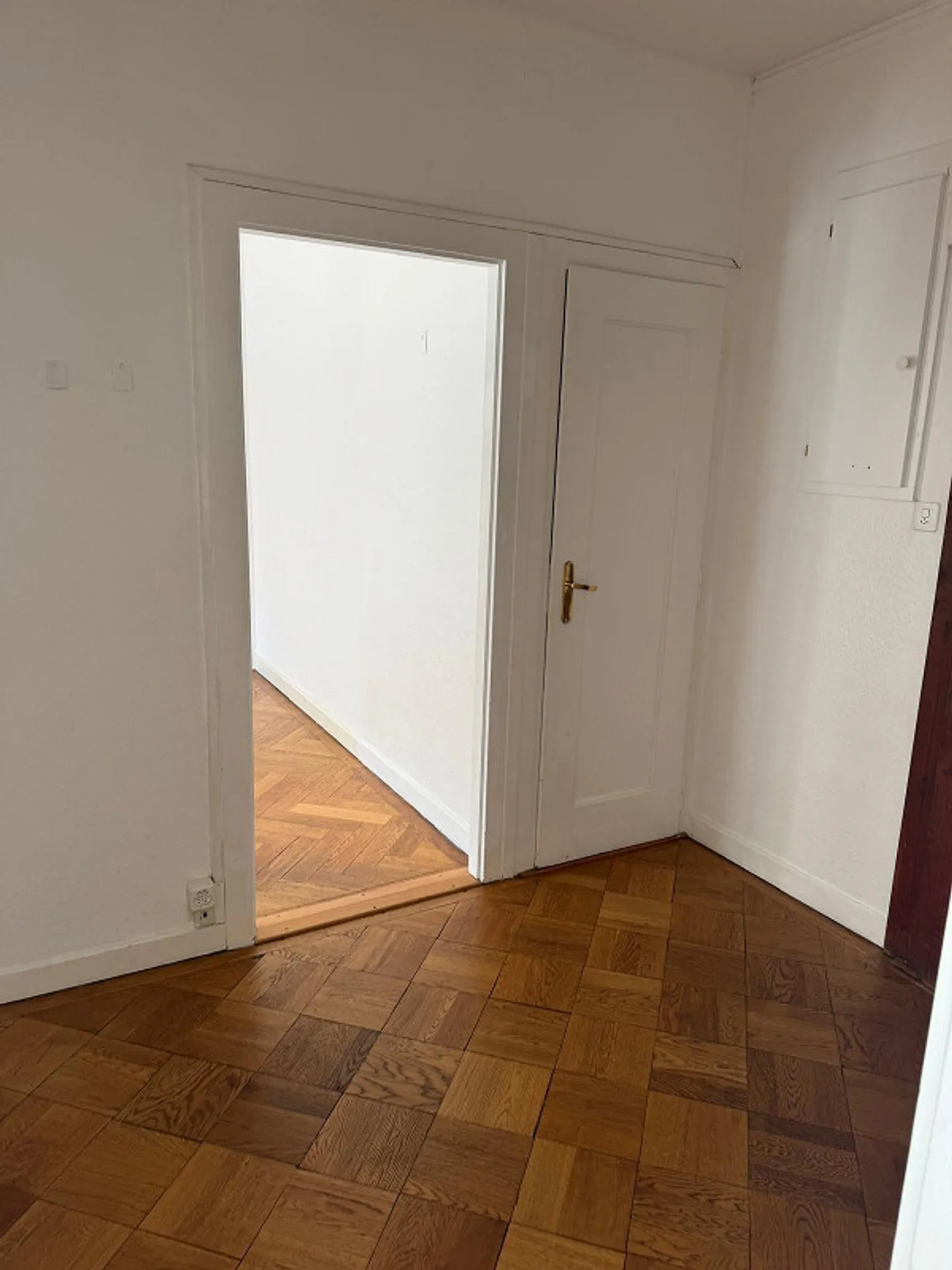 Bel appartamento di 3 stanze nel quartiere Servette - Foto 5 di 7