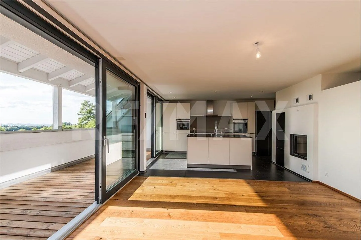APPARTAMENTO MINERGIE DI 4½ STANZE DI ALTA QUALITÀ CON VISTA - Foto 1 di 12