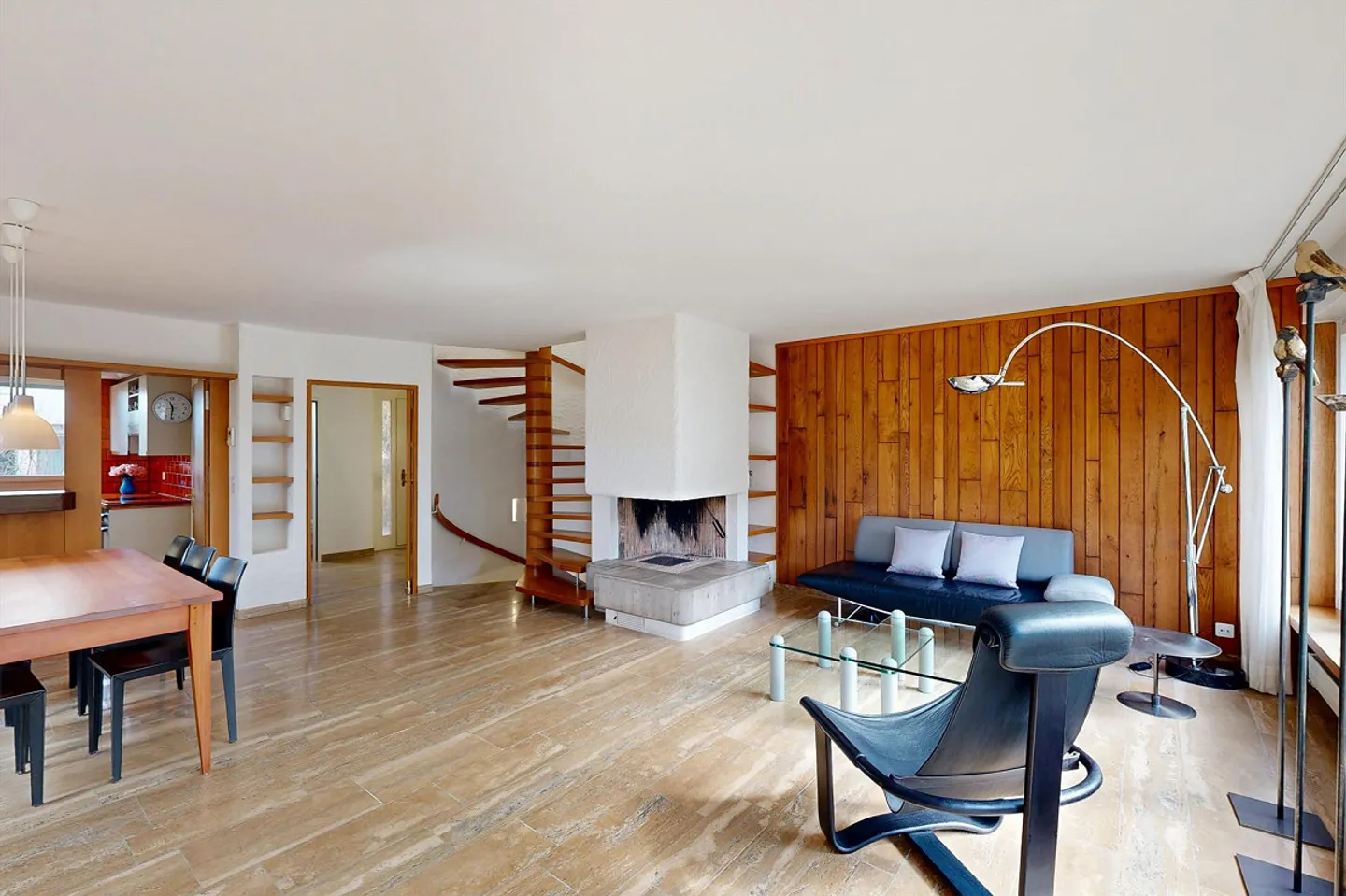 Maison d'angle avec garage double et salle de loisirs - Photo 4 sur 13