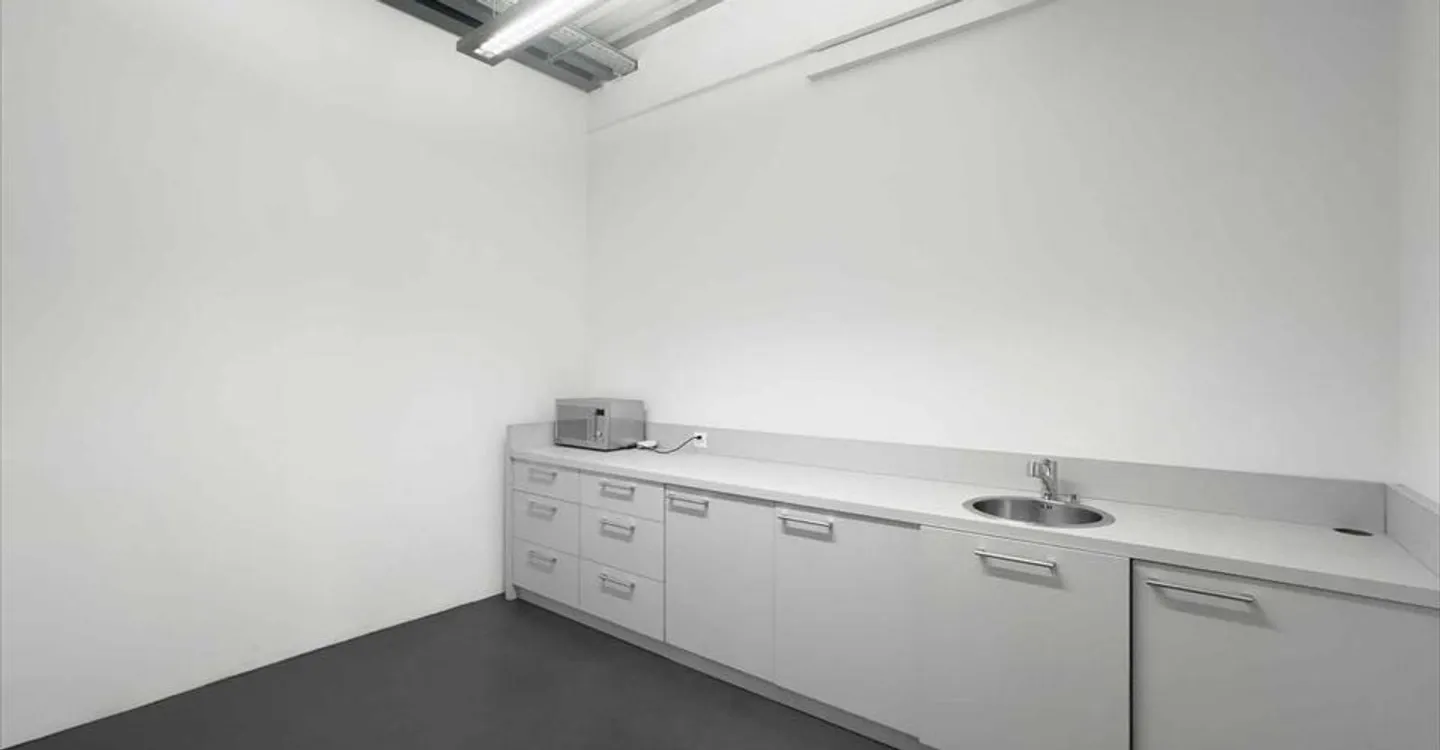 Edificio ad uso misto in affitto - Foto 7 di 10