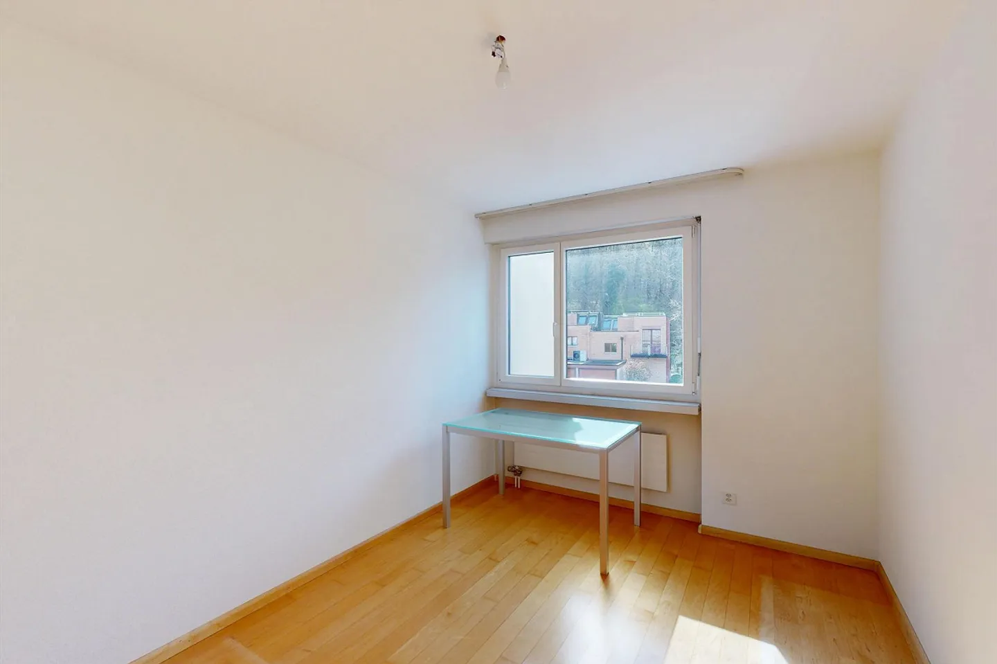 Maison d'angle avec garage double et salle de loisirs - Photo 6 sur 13