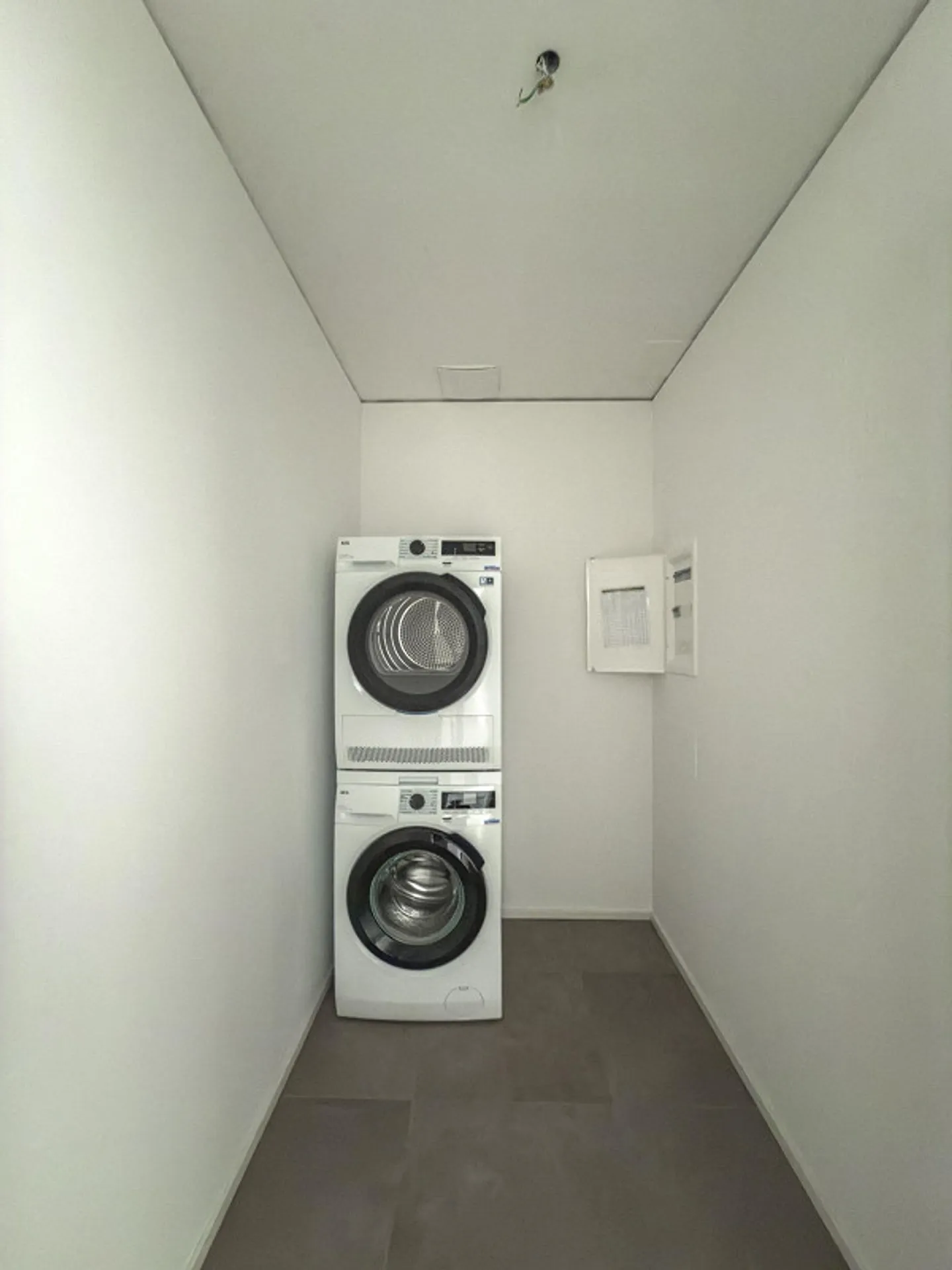 Moderno 2.5 locali in affitto a Monteggio - Foto 5 di 9