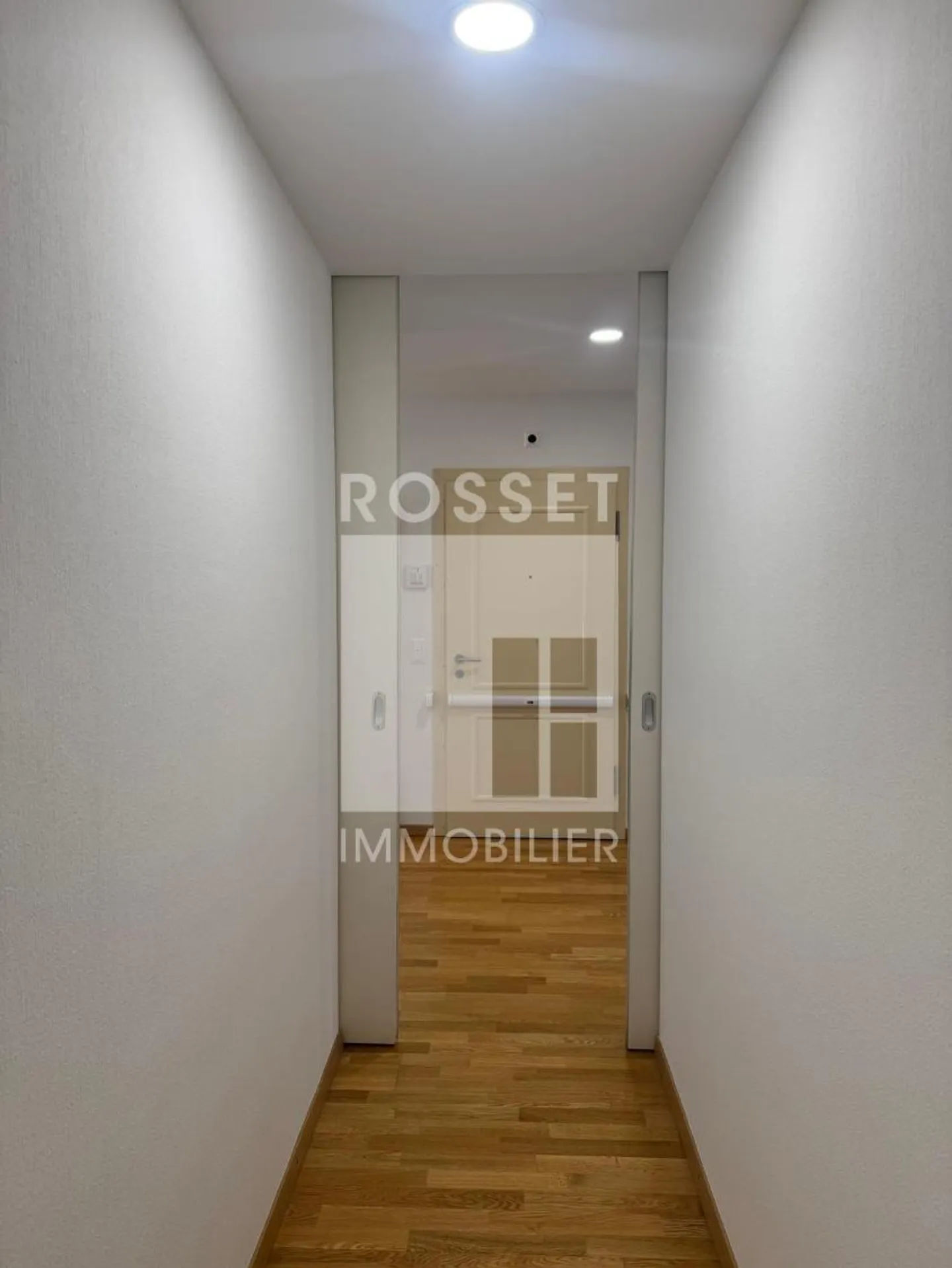 Appartamento 6 locali - Foto 1 di 11