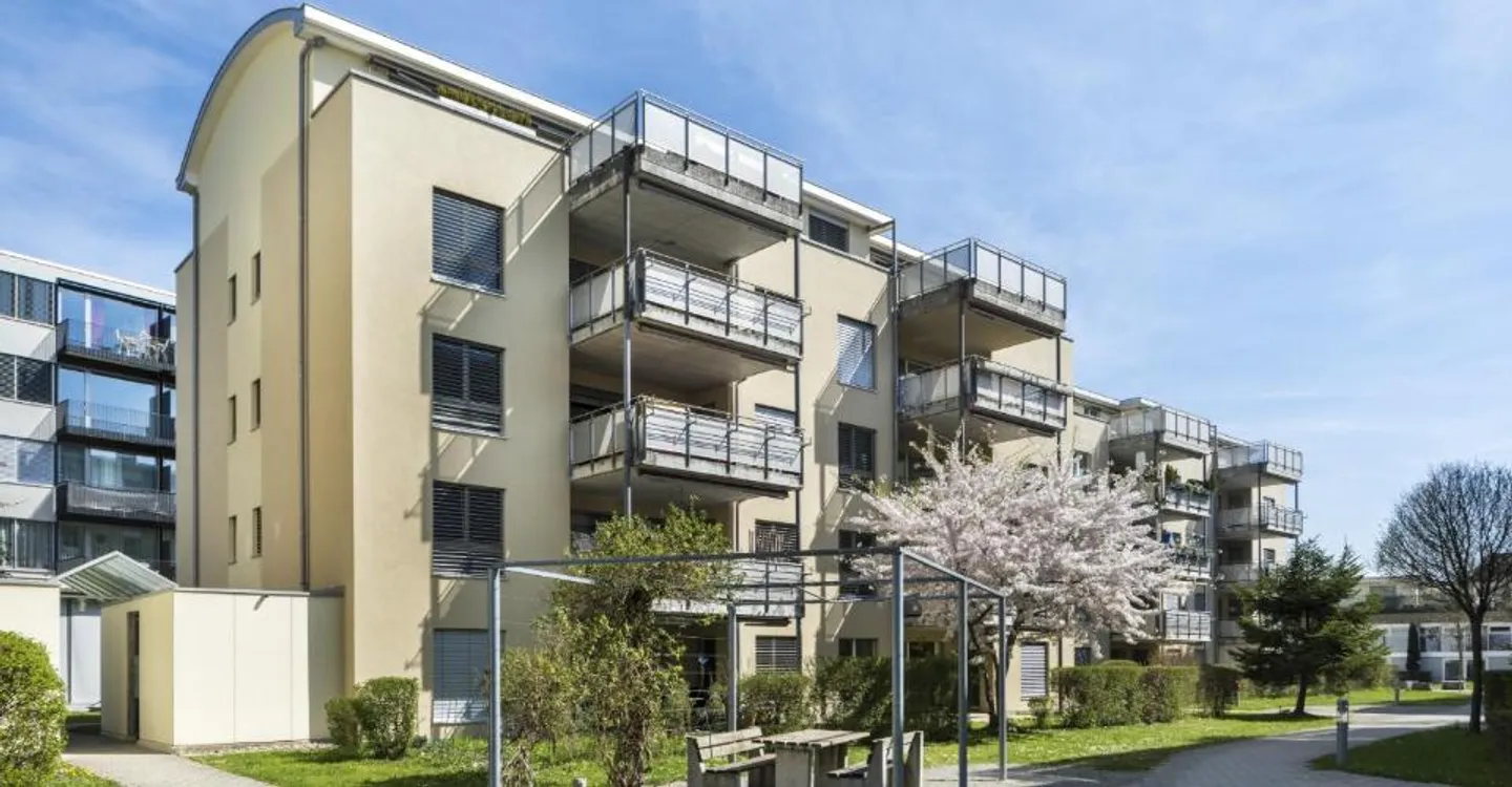 Appartamento attico a Regensdorf - Foto 1 di 13