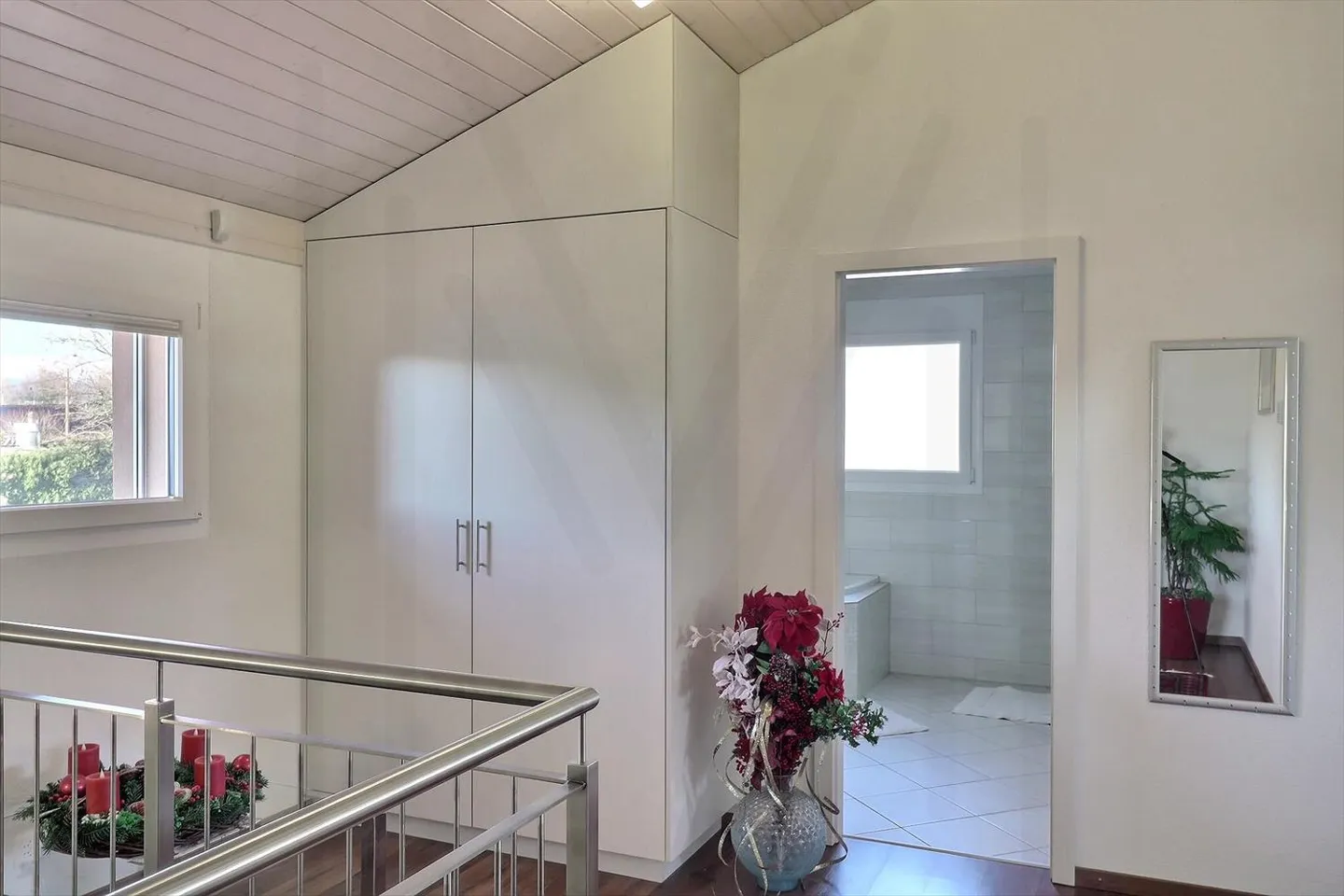 Beautiful 4.5 room detached house in the heart of a residential development - Photo 7 of 13