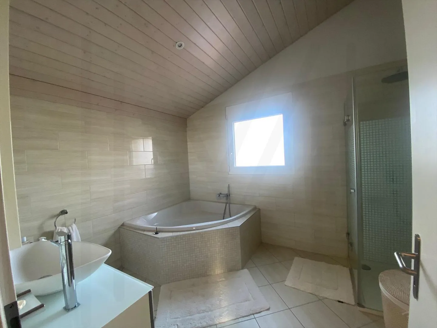 Beautiful 4.5 room detached house in the heart of a residential development - Photo 12 of 13