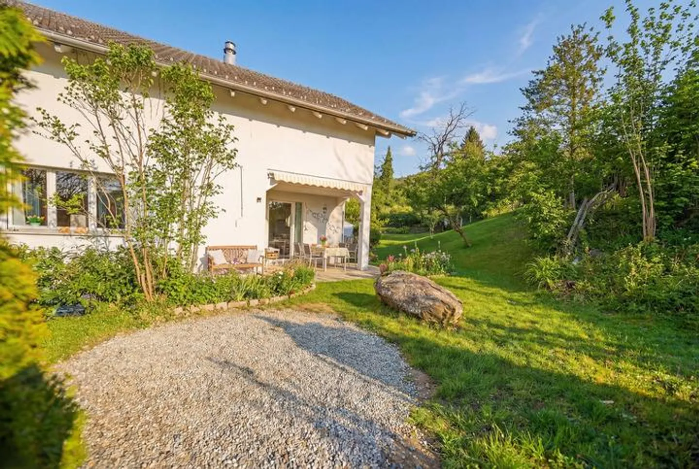 Charmantes Einfamilienhaus mit Seeblick - Foto 8 von 9