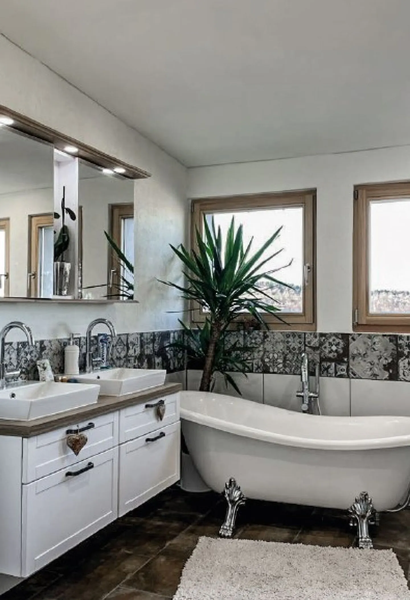 Semi-detached house for sale - Photo 8 of 12