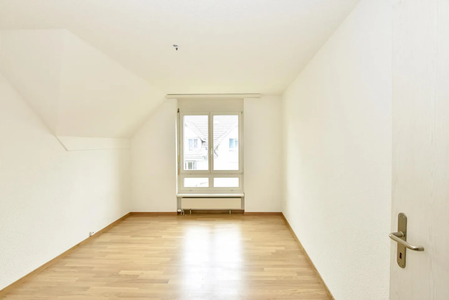 Appartement lumineux et spacieux - 1 mois de loyer gratuit - Photo 8 sur 13