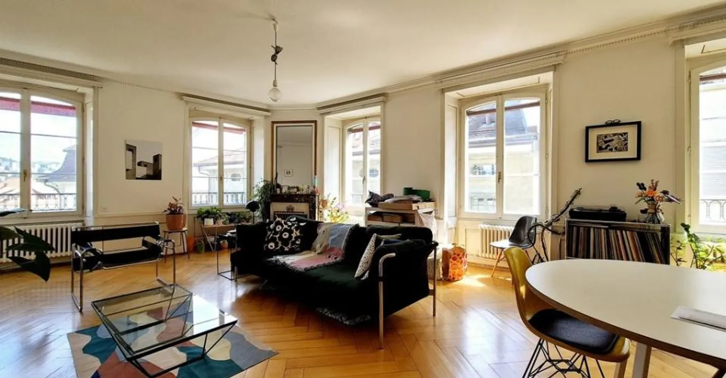Appartement Charmant au Bourg - Photo 1 sur 4