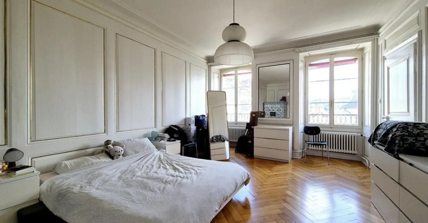Appartement Charmant au Bourg - Photo 2 sur 4