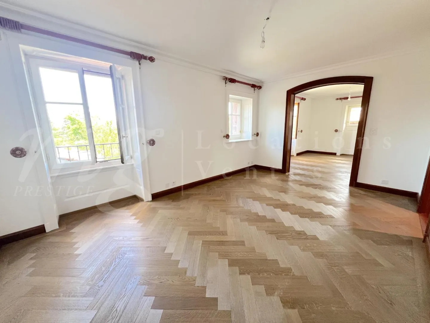 GRANDE CASA PADRONALE CON 12 STANZE CON MOLTO FASCINO - GIARDINO PRIVATO & - Foto 8 di 12