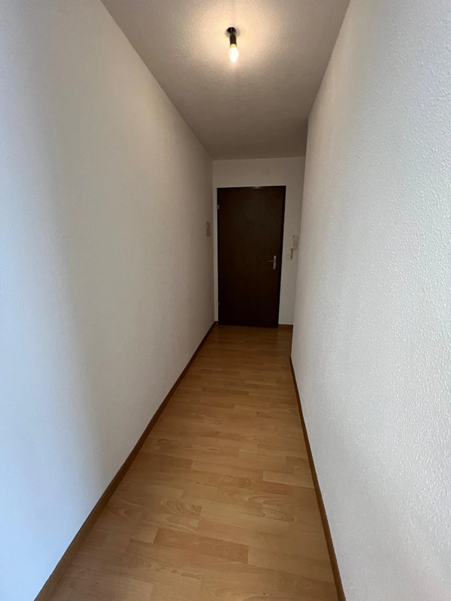Spacious 1-room apartment with balcony in Ostermundigen - Photo 4 of 6