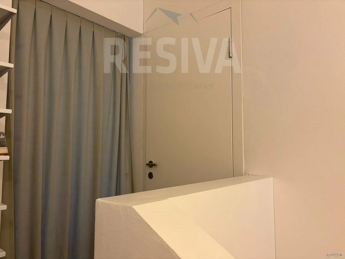 Appartement moderne en galerie meublé de 63 m2 - Photo 9 sur 21