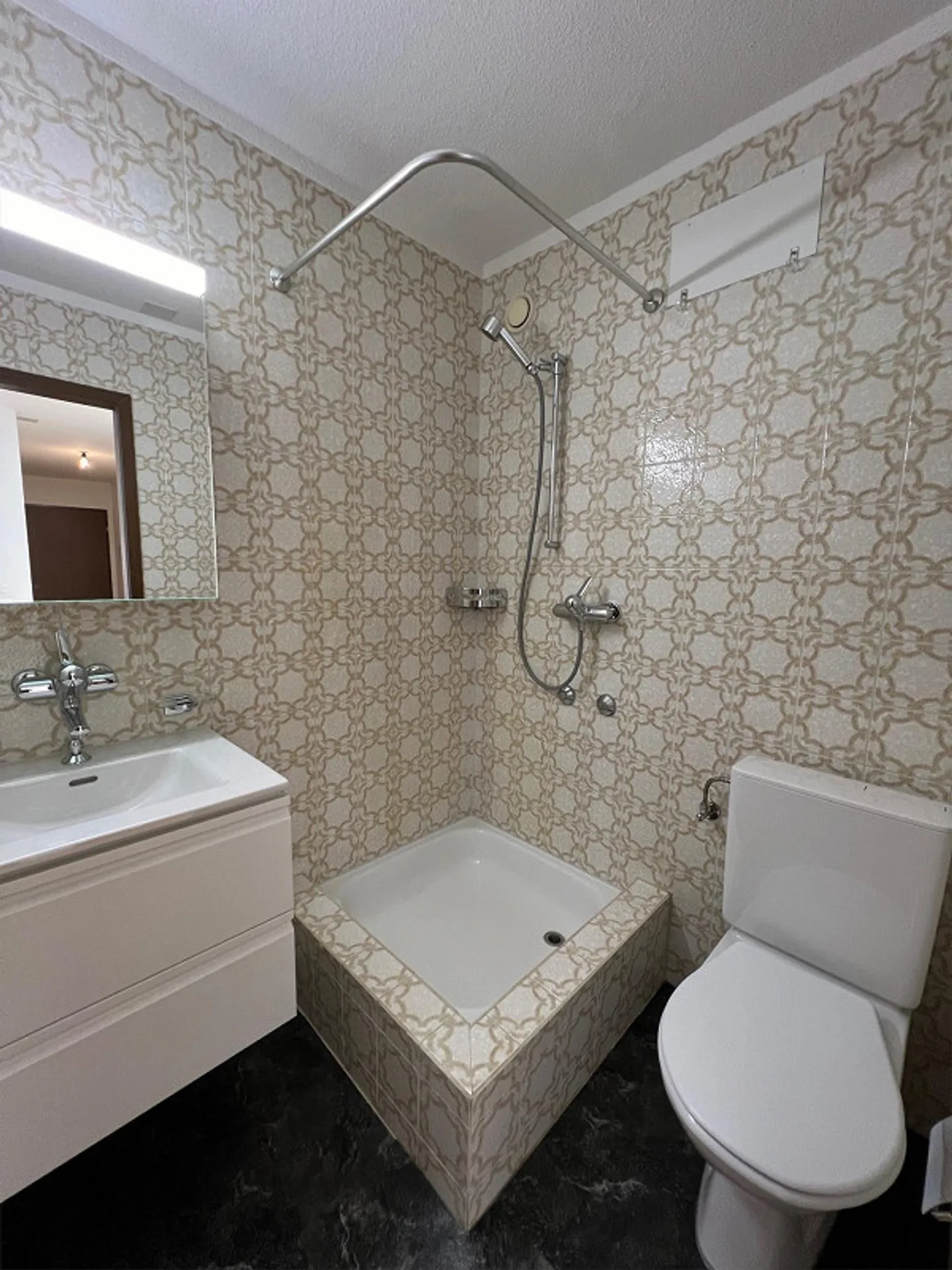 Spacious 1-room apartment with balcony in Ostermundigen - Photo 5 of 6