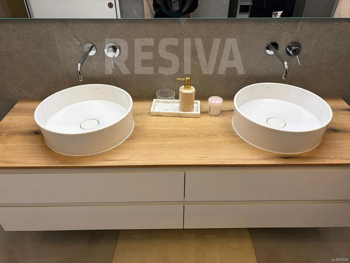 Appartement moderne en galerie meublé de 63 m2 - Photo 13 sur 21