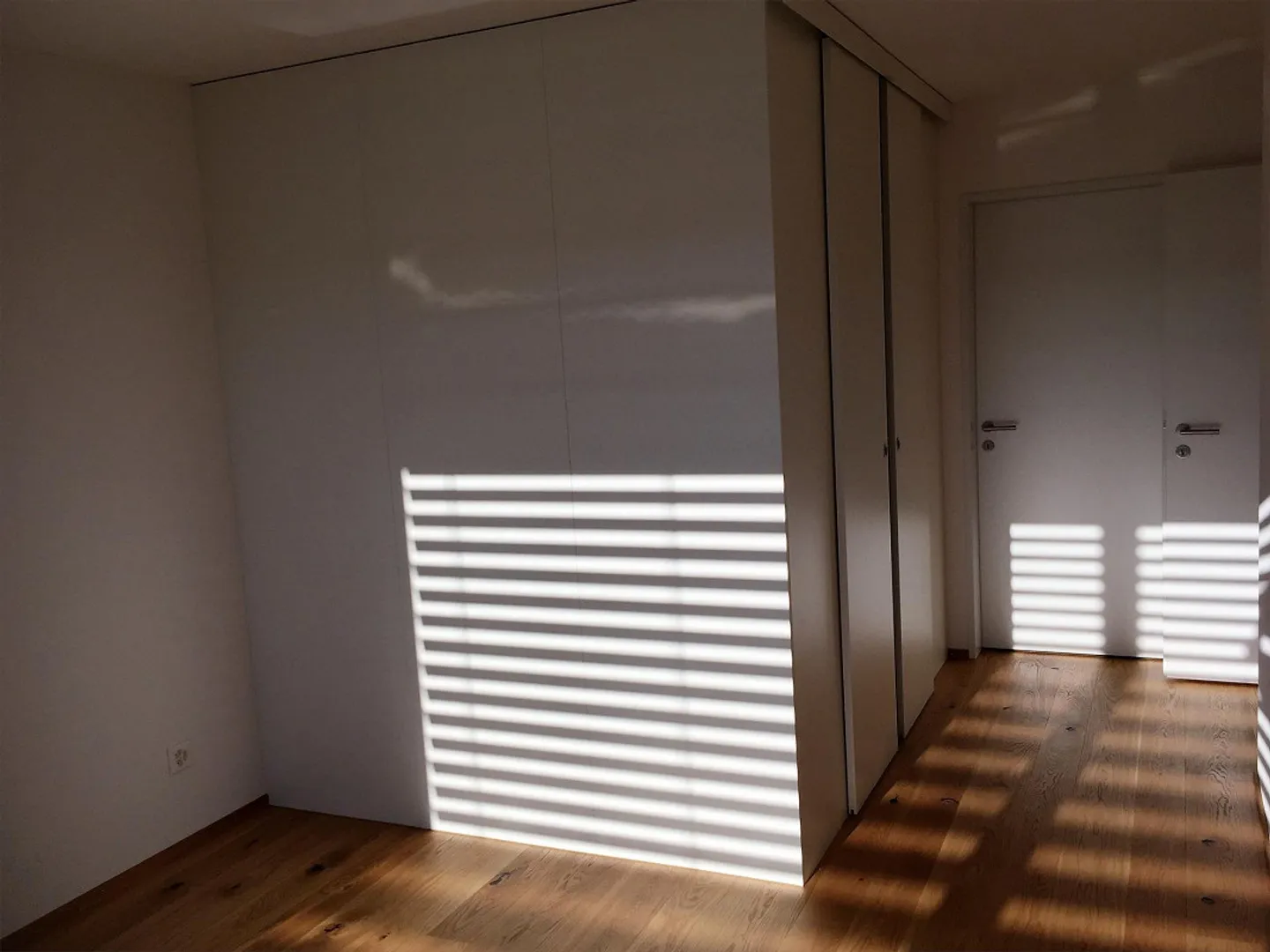 Appartamento moderno di 3,5 locali con terrazza a Triengen in una bella posizione - Foto 5 di 10