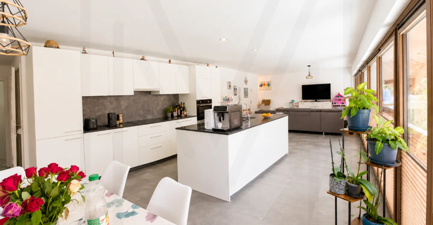 Appartamento 4.5 camere affascinante - Foto 2 di 11
