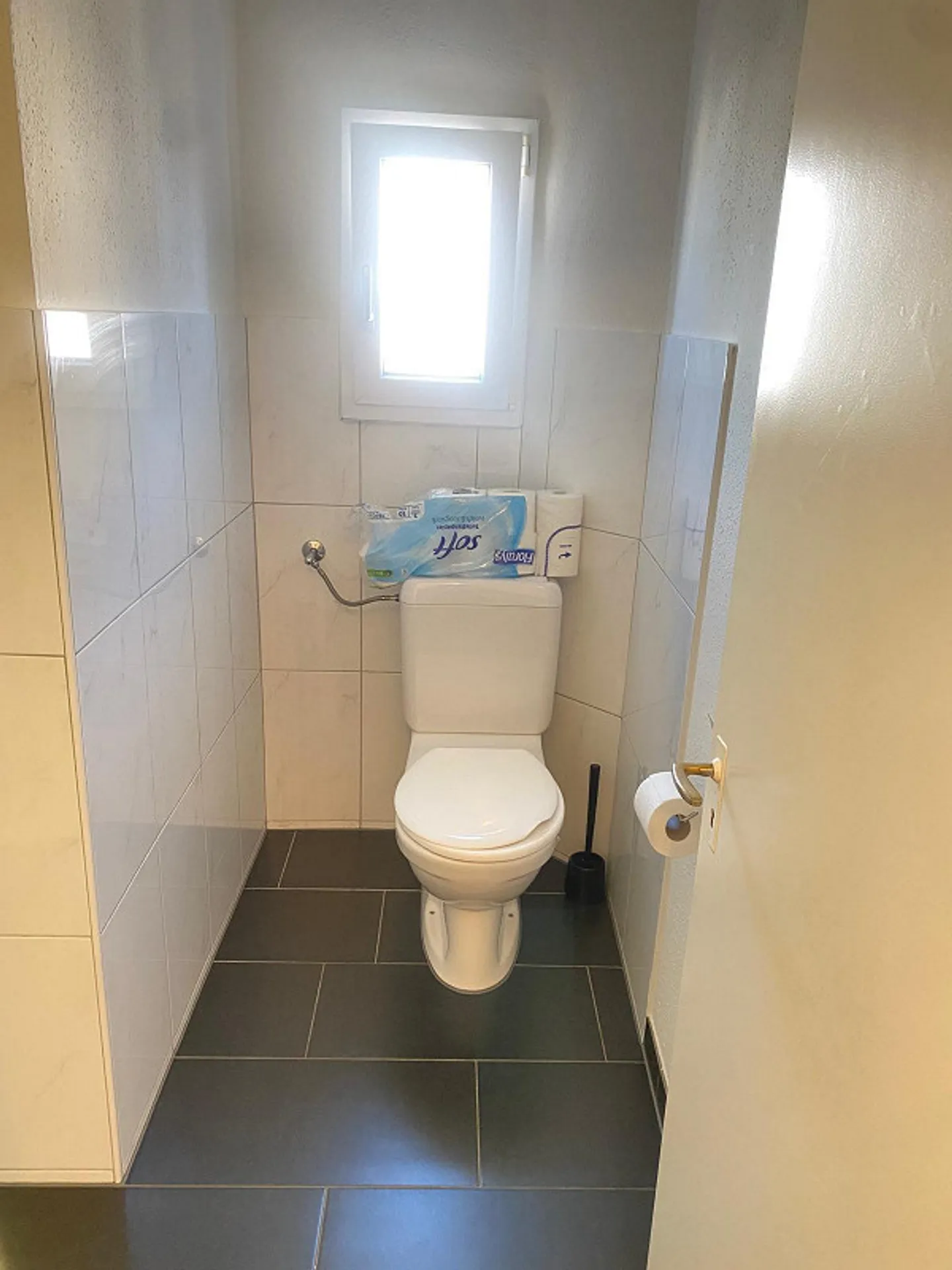 Bright apartment near the lake - Photo 7 of 9